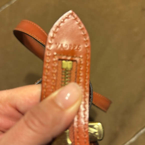 Authentic LV handbag and wallet combo - Picture 6 of 11